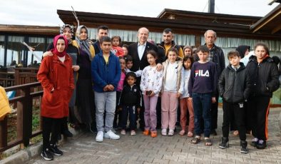 Tatar’dan depremzede ailelere moral ziyareti