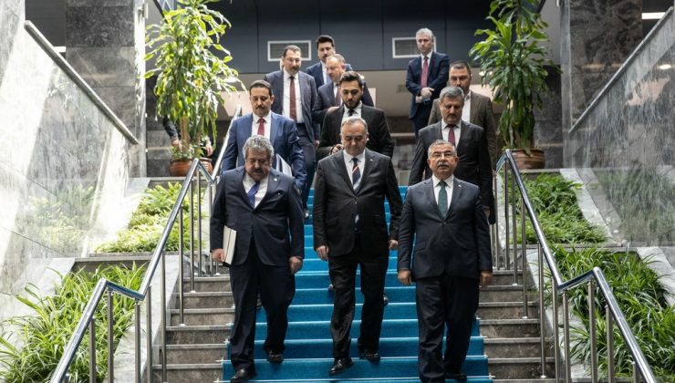 Erdoğan’ın Cumhurbaşkanlığı aday başvurusu yapıldı