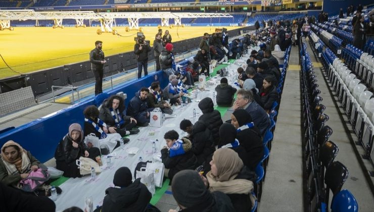 Chelsea, stadında iftar verdi