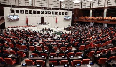 CHP’li Aydoğan: ‘Erdoğan istifa’ diyen insanları yargılamak yargının ayıbıdır