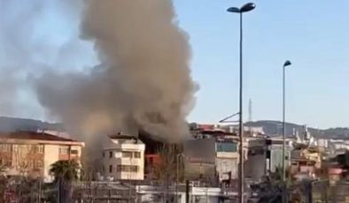 İstanbul’da otelde yangın: Çok sayıda kişi tahliye ediliyor