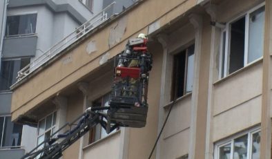 İstanbul’da yangın: Şarj adaptörü patladı alev aldı