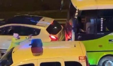 Polisten kaçan midibüs İstanbul’u birbirine kattı