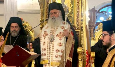Başpiskoposun “silahlanma ve seferberlik” çağrısına Tatar’dan tepki