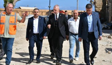 Akpınar’dan Antik Liman’daki gecikme için “ters algı” iddiası, Girne Belediyesi’ne “duyarlılık” çağrısı