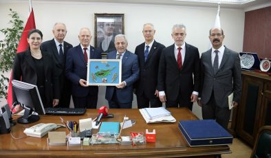 Töre, Türk Dünyası Parlamenterler Birliği ile görüştü