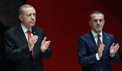 AKP’de 11’inci kat krizi