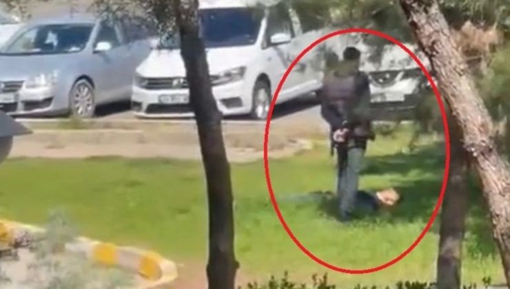 Öldürüp cesedinin başında bekledi