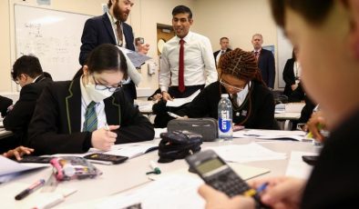 PM concedes UK needs more teachers after criticising ‘anti-maths mindset’