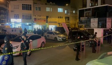 İzmir’de kıraathanede çıkan silahlı kavgada 5 kişi öldü