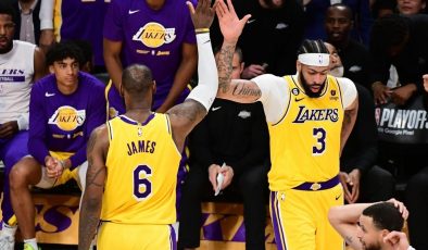 Lakers ile Heat, konferanslarında finale kaldı