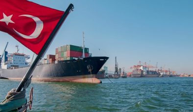 Türkiye’nin dış ticaret açığı nisanda yıllık yüzde 44 arttı