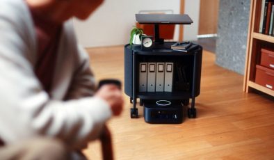 Japonya’da ev içi kullanıma uygun robot satışa çıkarıldı