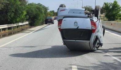 Ercan yolunda kaza: Araç takla attı