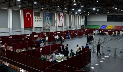 14 Mayıs seçimleri için KKTC dahil Türkiye dışında oy kullanan seçmen sayısı 1 milyonu aştı