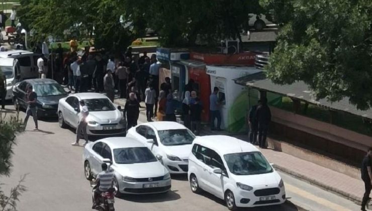 Adliye önündeki kavga büyüdü: 20 gözaltı