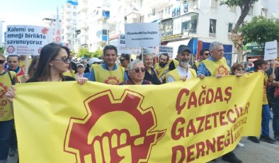 Antalya’da 1 Mayıs Emek ve Dayanışma Günü kutlandı