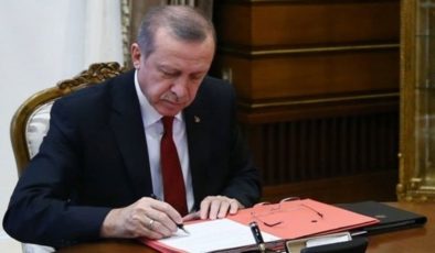 Cumhurbaşkanı Erdoğan’dan gece yarısı atama kararları