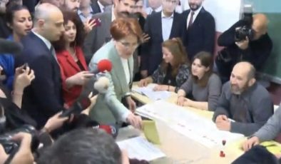 İYİ Parti lideri Meral Akşener, oyunu kullandı