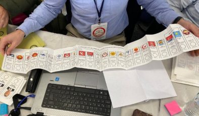 Seçime 9 gün kala skandal iddia: Seçmene verilen oy pusulasında AKP’ye “evet” mührü…