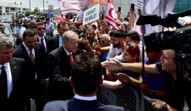 Erdoğan KKTC’deki ilgiden mutlu: Seçim zaferimiz, Kıbrıs Türk halkının da zaferi