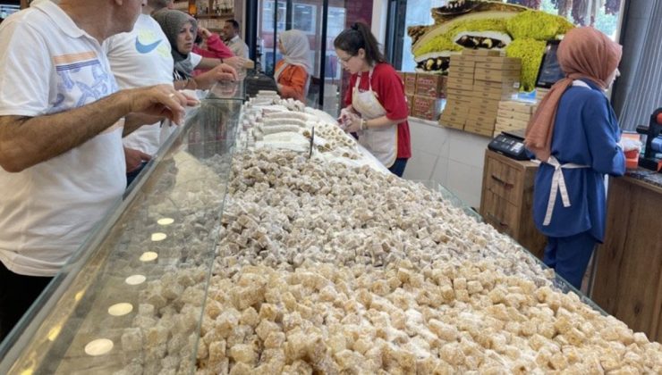 Arife gününde çarşılarda hareketlilik