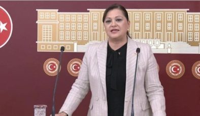 CHP’li Burcu Köksal: Genel Başkanımız değişimin fişeğini yaktı
