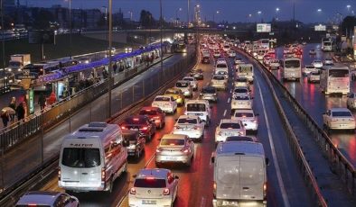 İstanbul trafiğinde tatil yoğunluğu yaşanıyor