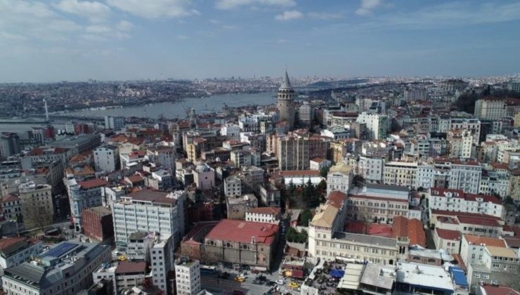 İstanbul’un tarihi ve turistik bölgelerinde bayram yoğunluğu
