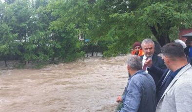 Samsun’da baraj kapakları açıldı, dere yataklarındaki evlerin boşaltılması istendi