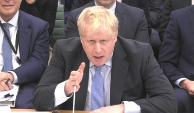 Boris Johnson to bypass Cabinet Office and hand over unredacted messages directly to COVID inquiry
