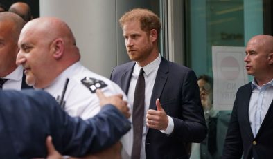 Prince Harry to resume evidence in hacking case after blaming tabloids for ‘inciting hatred’