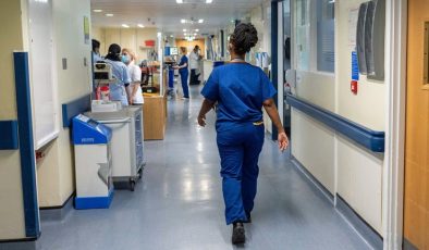 New plans to tackle NHS staffing crisis include shorter degrees and cash for training