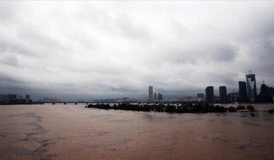 Güney Kore’de şiddetli yağışlar bir haftada 35 can aldı