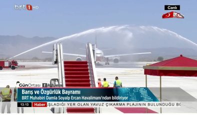 Erdoğan’ın uçağı Yeni Ercan’da su takı töreniyle karşılandı