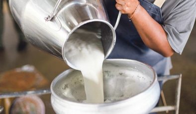 “Çiğ süte zam yapılırsa fabrikaları kapatıp anahtarları Bakan ve Başbakan’a teslim edeceğiz”