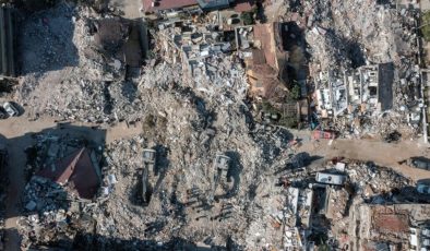Akademisyenler depremin vurduğu kentlerdeki binaları inceledi, eksikleri tek tek söyledi