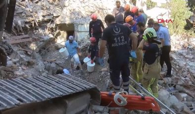 Bakırköy’de kontrollü yıkım yapılan binada çökme