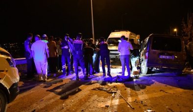 Düzce’deki feci kaza: İki ölü 11 yaralı