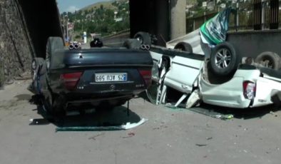 İki otomobil köprüden düştü: Yaralılar var…