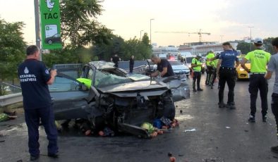 İstanbul’da feci kaza! İki arkadaş hayatını kaybetti