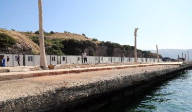 Otelin halka açık plaja koyduğu 22 konteyner kaldırıldı