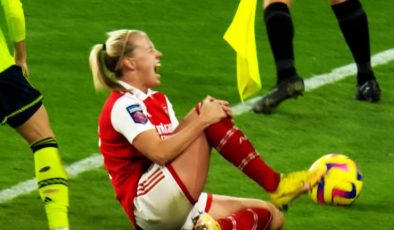 Why are women footballers facing an ‘epidemic’ of knee ligament injuries?