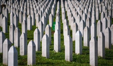 Srebrenitsa katliamı 28. yılında anılıyor