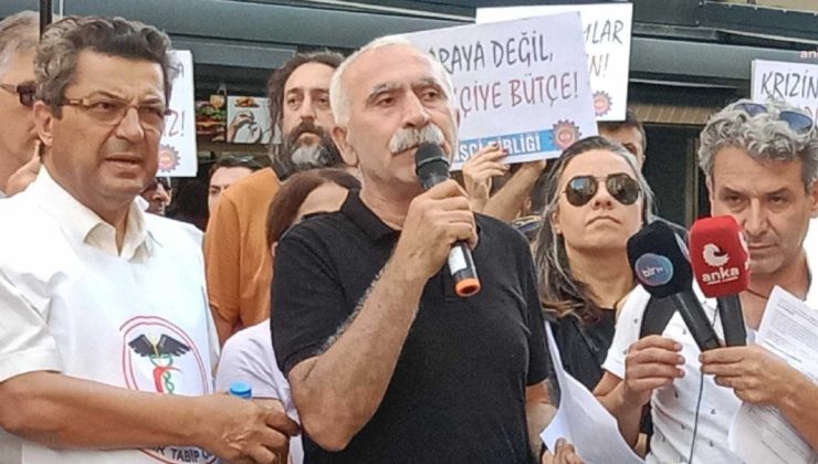 Zam ve vergilere karşı sokağa indiler