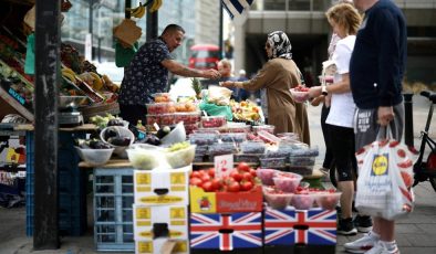 İngiltere’de enflasyon 1,5 yılın en düşüğünde…