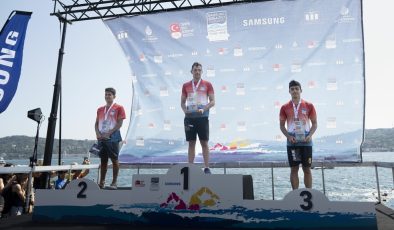 Boğaziçi Kıtalararası Yüzme Yarışını KKTC’den Doğukan Ulaç kazandı