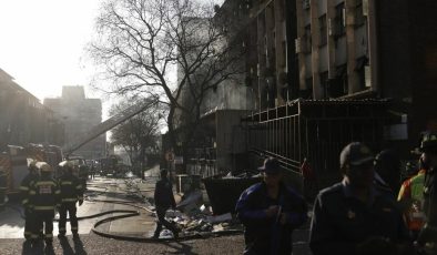Bina yangınında 63 kişi öldü