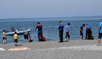 Antalya’da ve Hatay’da iki kişi denizde boğuldu