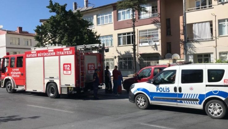 Birlikte yaşadığı adamın evini yakıp kaçtı